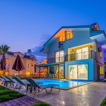 Infinity Lily Villa 1 Fethiye Exteriör bild