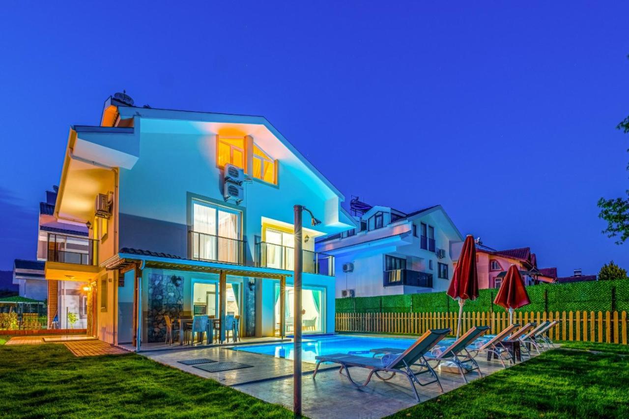 Infinity Lily Villa 1 Fethiye Exteriör bild
