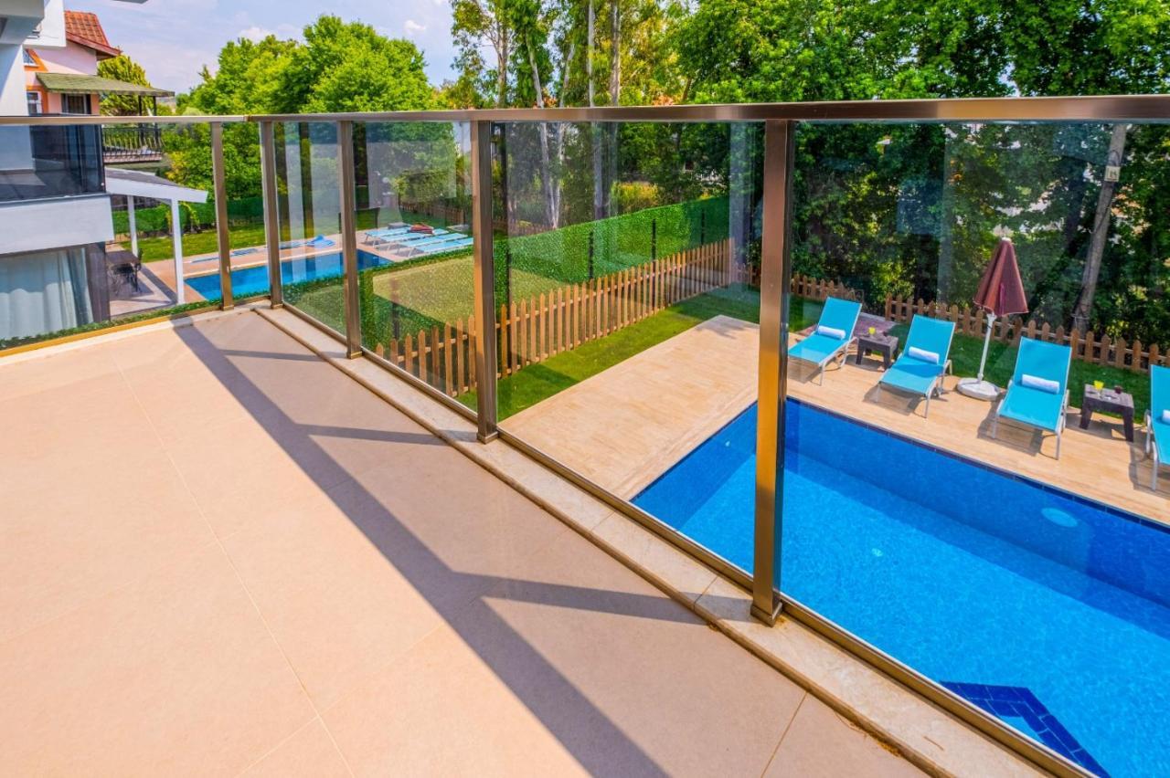 Infinity Lily Villa 1 Fethiye Exteriör bild