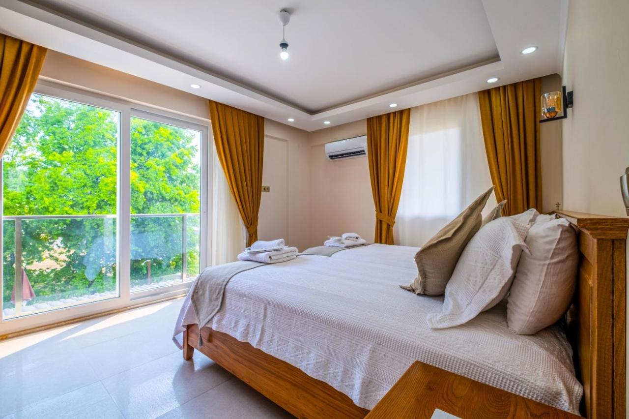 Infinity Lily Villa 1 Fethiye Exteriör bild