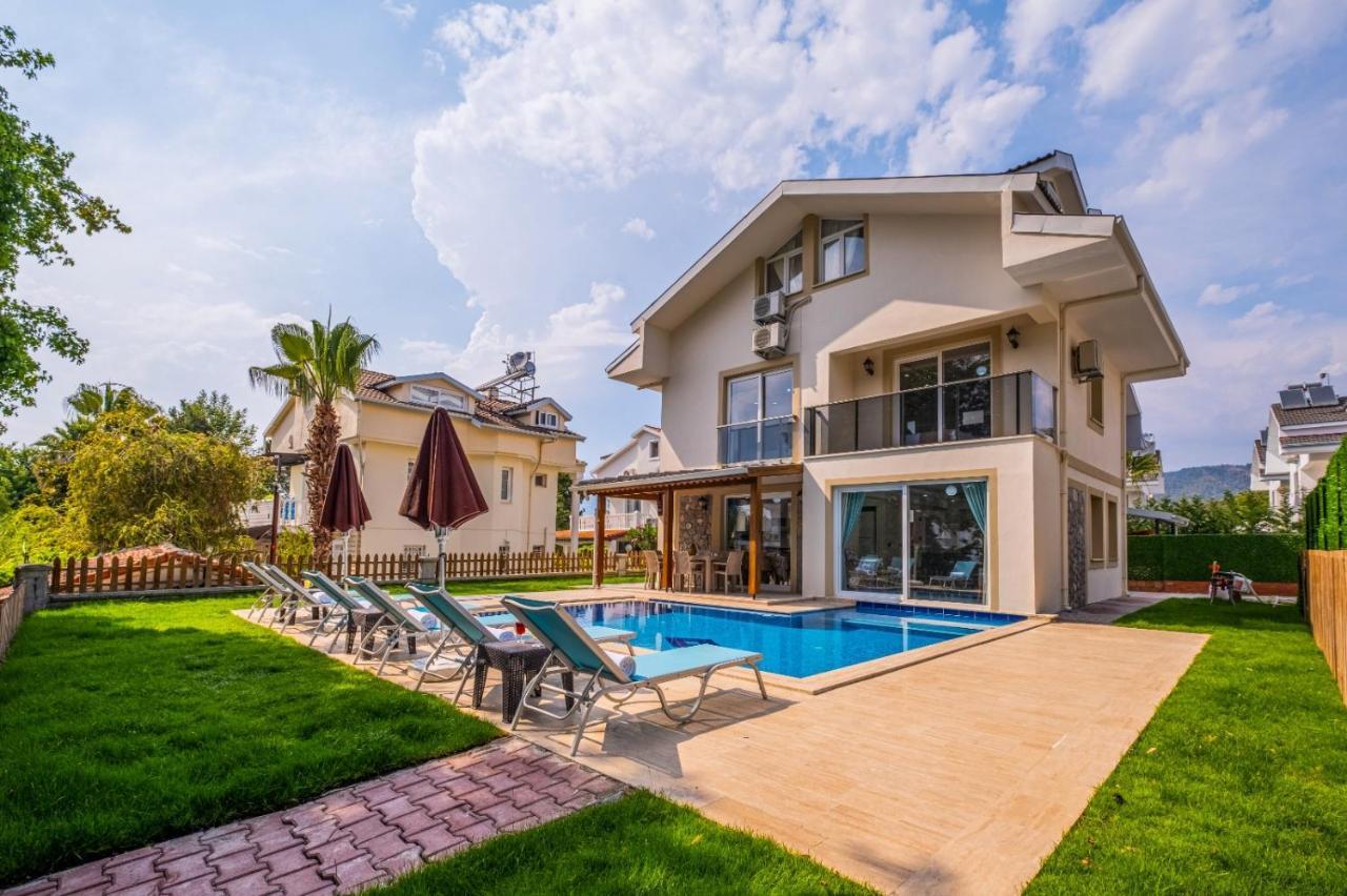 Infinity Lily Villa 1 Fethiye Exteriör bild